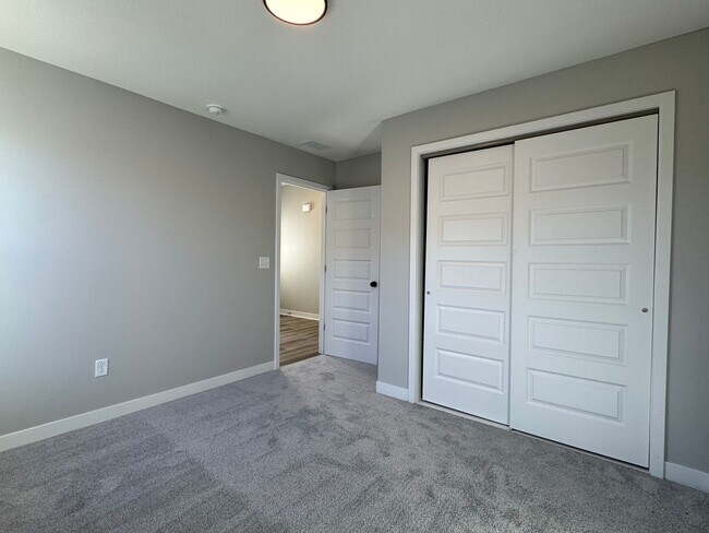 Building Photo - {31750} Brand New Ranch Home + 3 Car Garage + Unfinished Basement