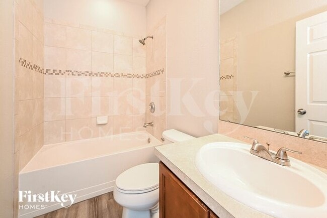 Building Photo - 10431 55th Ct E