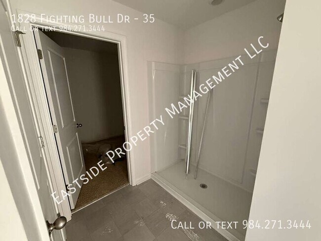 Building Photo - 1828 Fighting Bull Dr
