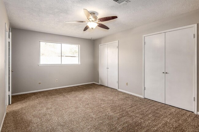 Building Photo - 4305 Fairway St