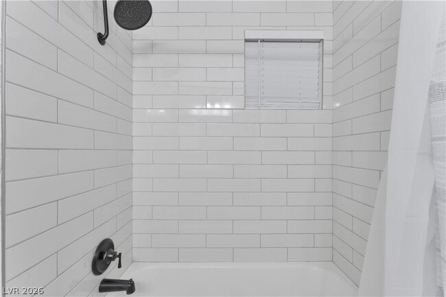 Building Photo - 105 Marigold Ln