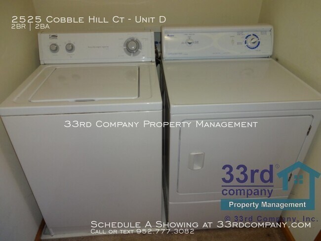 Building Photo - Updated Townhome in Woodbury!