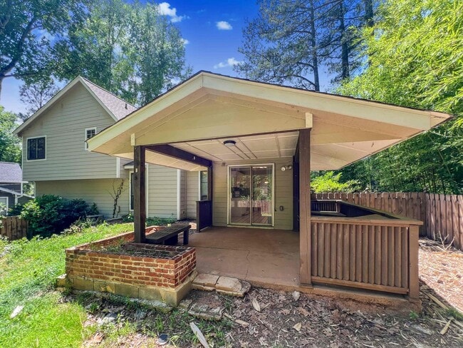 Building Photo - Fantastic 3 BR/ 2.5 BA Home in Kennesaw!