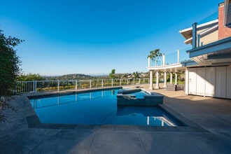 Building Photo - 11141 Limetree Dr