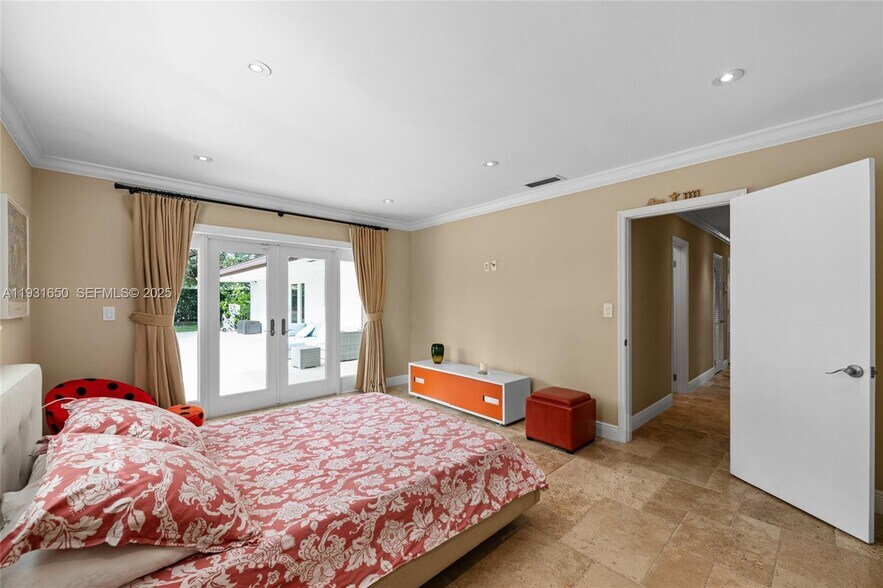 Building Photo - 7360 SW 115th St