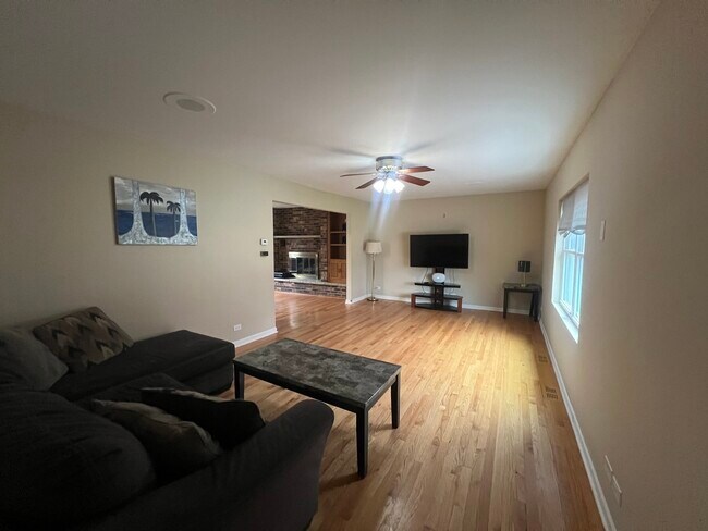 Building Photo - 1300 Wolff Ave