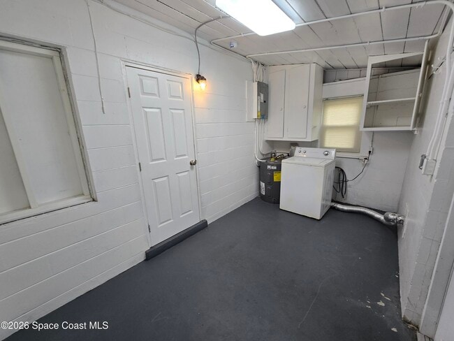 Building Photo - 1812 Guava Ave