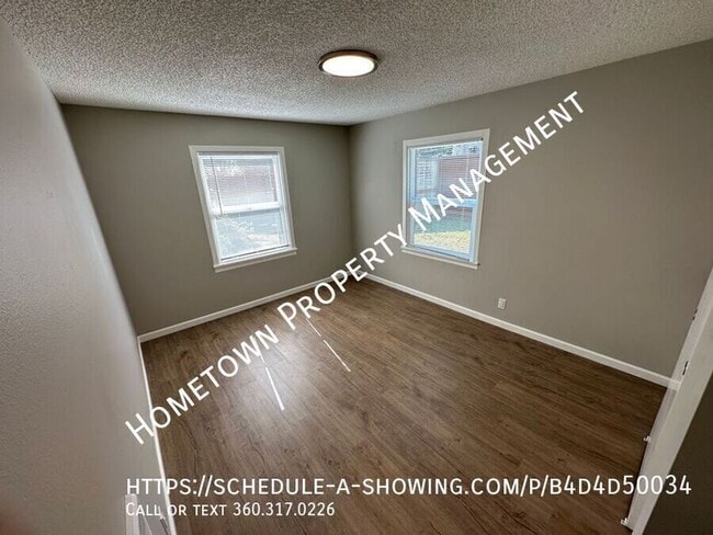 Building Photo - 4325 14th Way SE