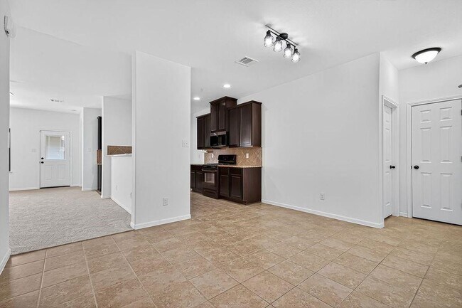 Building Photo - 5515 Armillary Dr