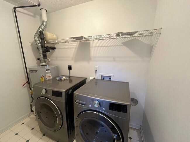 Building Photo - **OFFERING WAIVED APPLICATION FEES & $150 ...
