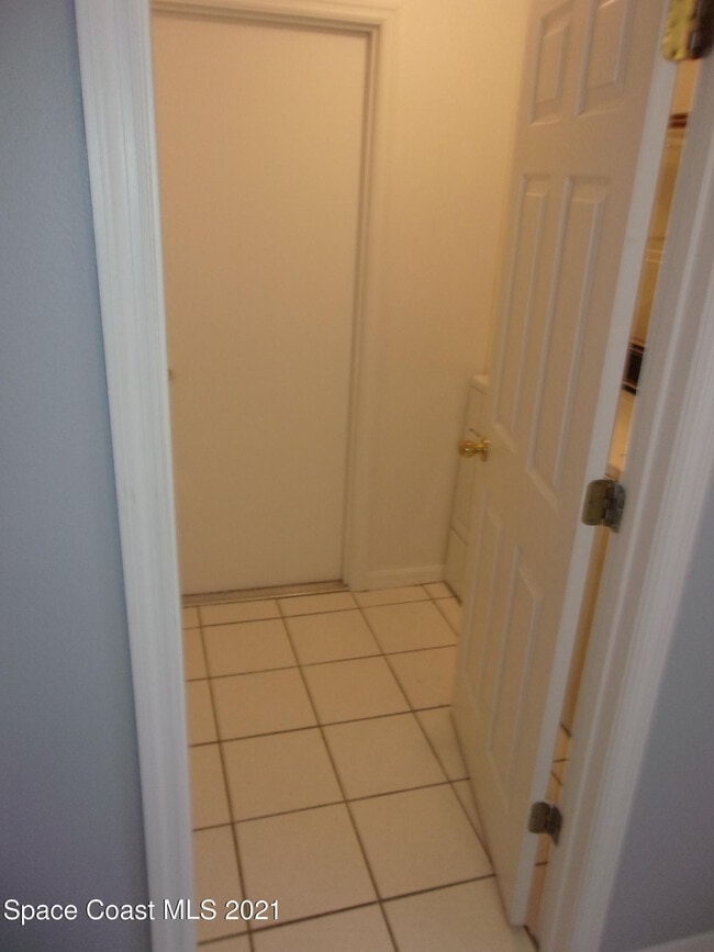 Building Photo - 3908 Upmann Dr
