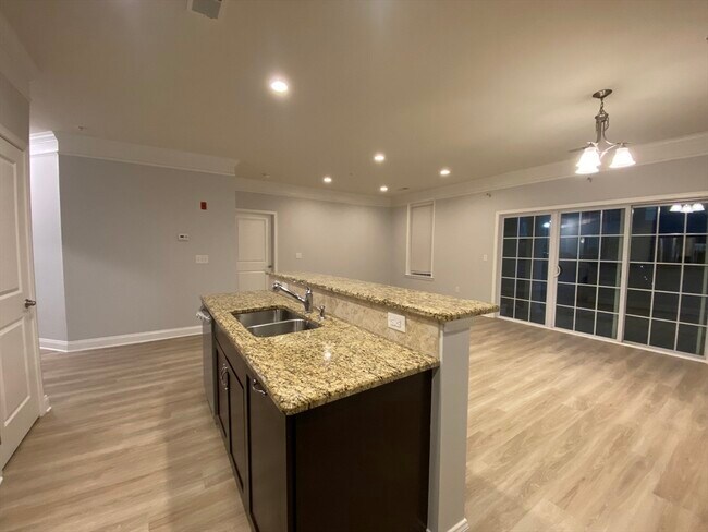 Building Photo - 107 Corning Fairbanks Way