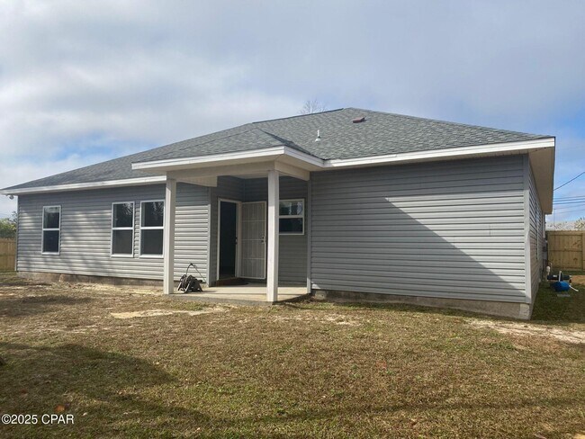 Building Photo - 213 S Jan Dr