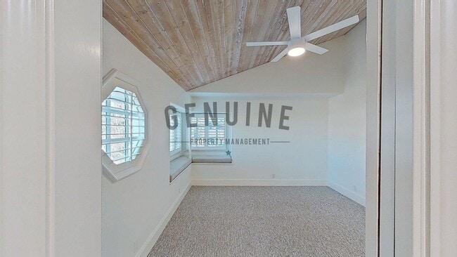 Building Photo - Beautiful Two-Level 5Bd 3.5Ba Home in Newport Beach