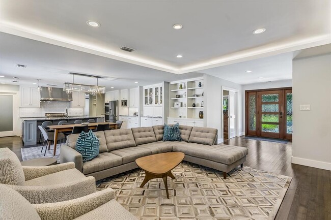 Building Photo - 3102 Foxfire Dr