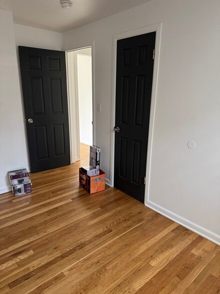 Building Photo - 803 E 37th Ave