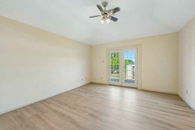 Building Photo - 1611 Copperas Cove