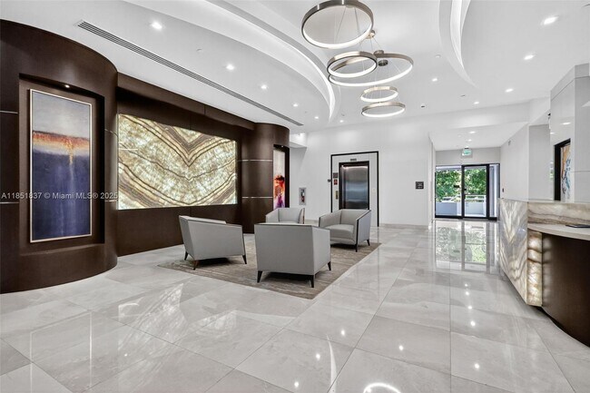 Building Photo - 20355 NE 34th Ct