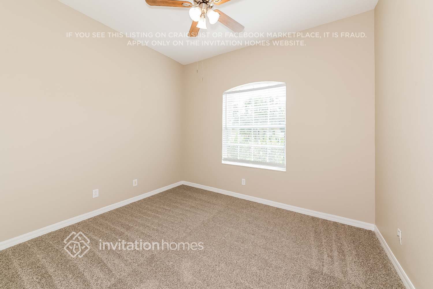 Building Photo - 5407 Lexington Dr