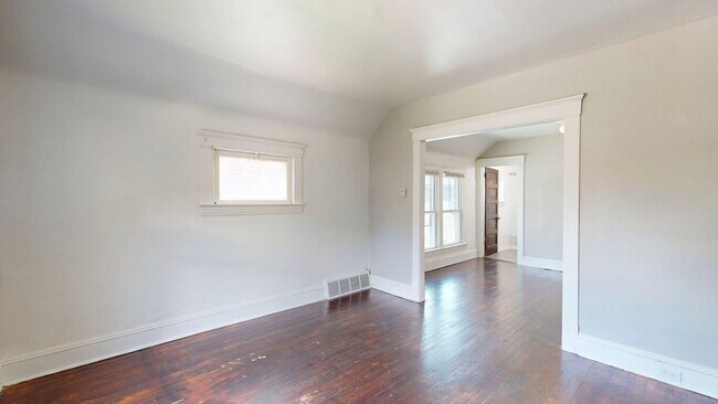 Building Photo - 3865 W 16th St