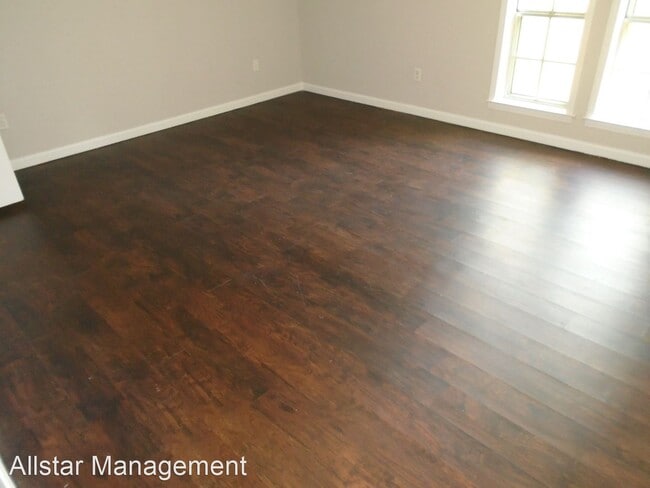 Building Photo - 4 br, 2 bath House - 4241 Faye Drive