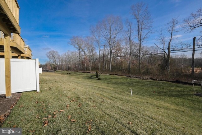 Building Photo - 65 Basswood St