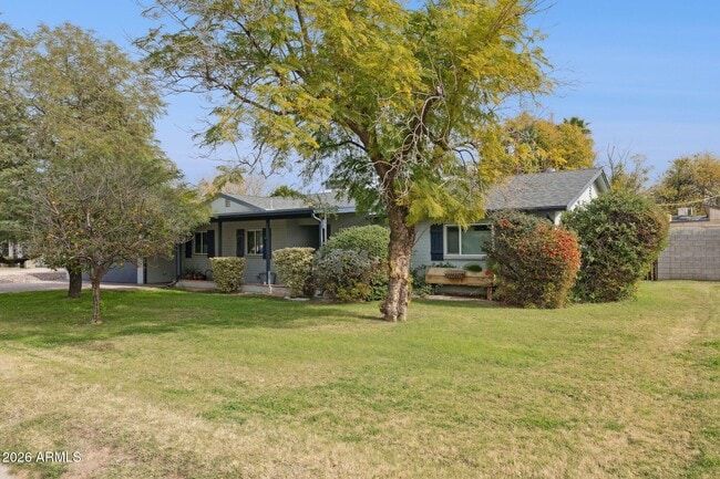 Building Photo - 6721 N 12th Wy