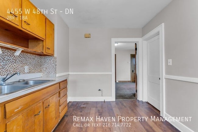 Building Photo - 4455 W 48th St