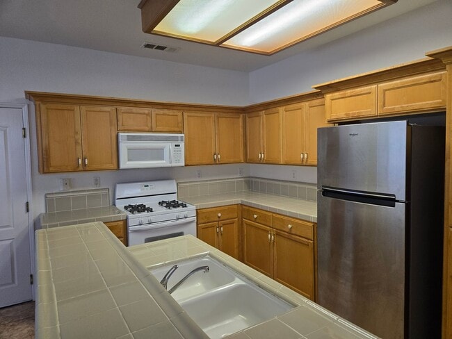 Building Photo - Available Now – 3 Bed, 3 Bath Home with Pool | $2,400/mo