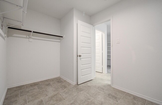 Building Photo - 7527 Cynomys Ct