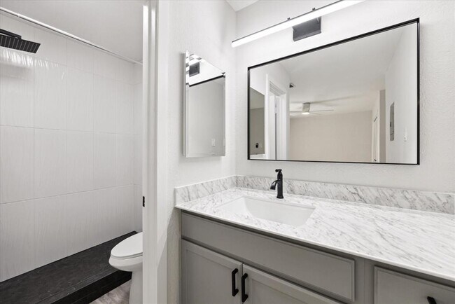 Building Photo - 3609 Leafield Dr