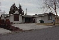 Building Photo - Occupied, do not disturb tenants. 55th Ave 3+ bedroom with attached oversized 1 car garage