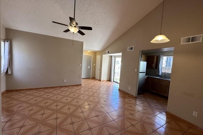 Building Photo - 936 W Sky St SW