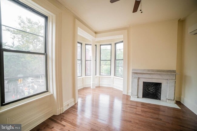 Building Photo - 269 S 17th St