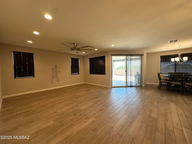 Building Photo - 2238 W Azure Creek Loop