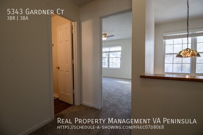 Building Photo - 5343 Gardner Ct