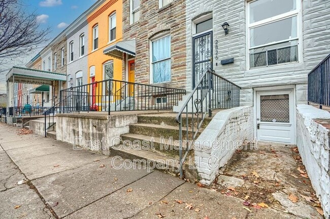 Building Photo - 2826 Huntingdon Ave