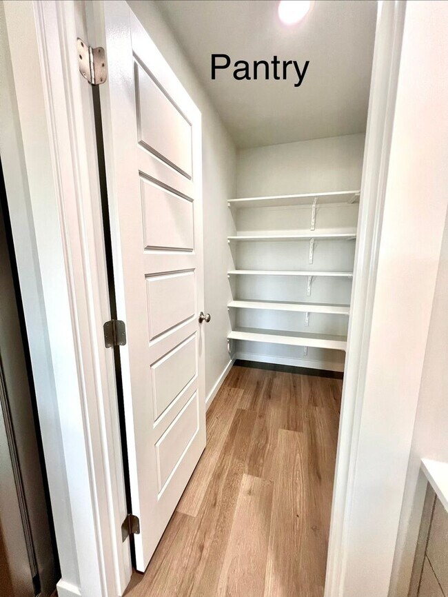 Building Photo - BRAND NEW HOME! 4 Bed/2.5 Bath plus Office and Flex Space Upstairs