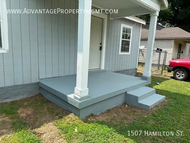 Building Photo - 1507 Hamilton St