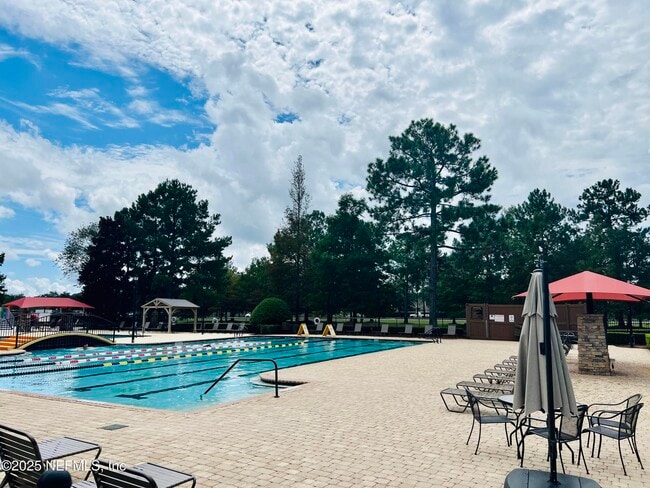 Building Photo - 9332 Beresford Ct