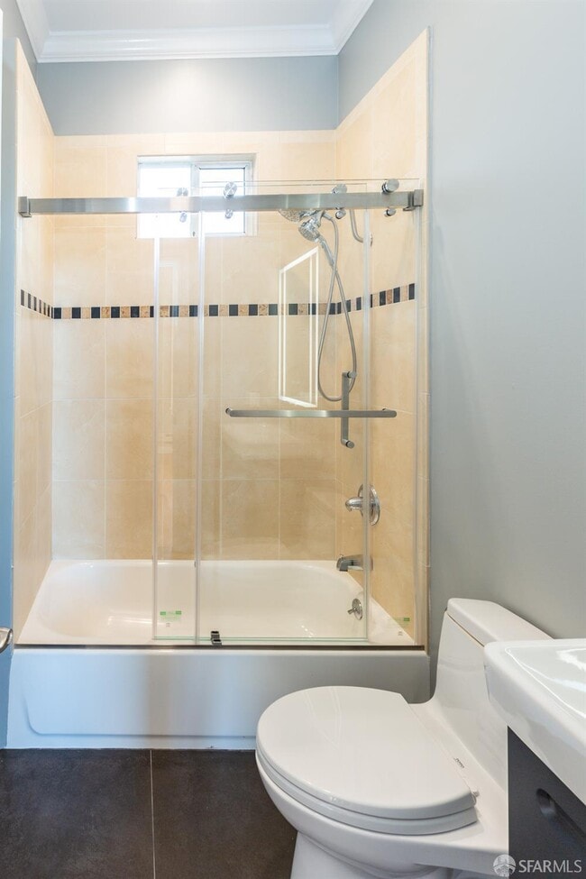 Building Photo - 2555 Sacramento St