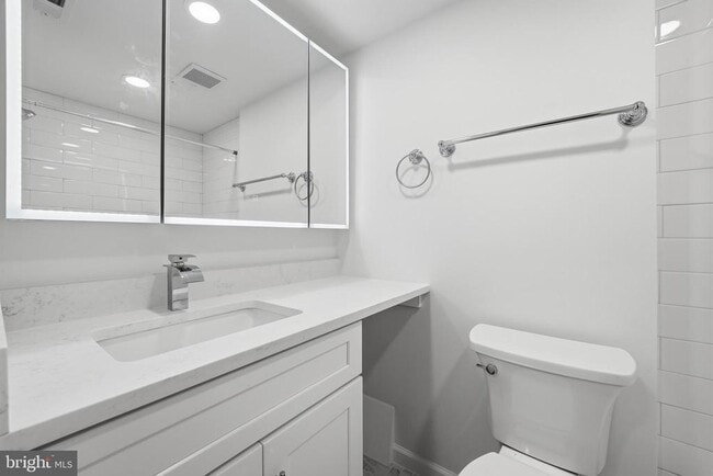 Building Photo - 3248 Jones Ct NW
