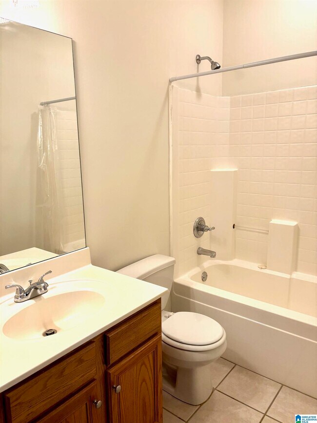 Building Photo - 266266 High Ridge Dr