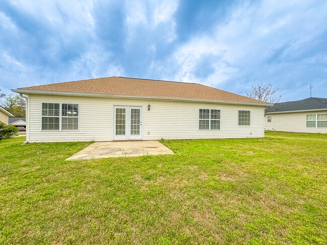 Building Photo - 5021 Scotch Pine Ave