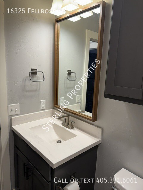 Building Photo - 16325 Fellrose Ln