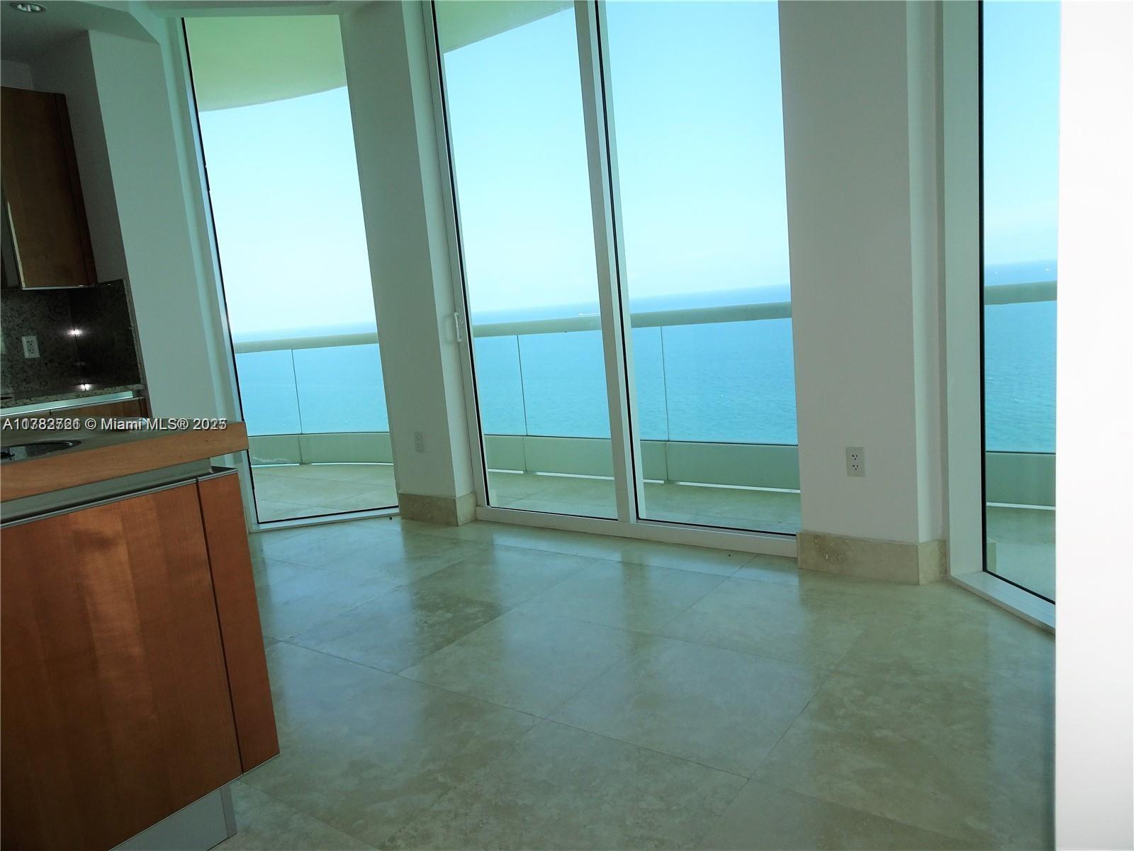 Building Photo - 16047 Collins Ave