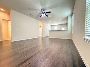 Building Photo - 10233 Cleartide Ln
