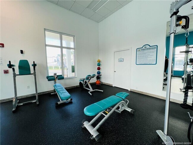 Building Photo - 35 NE Nautical Dr