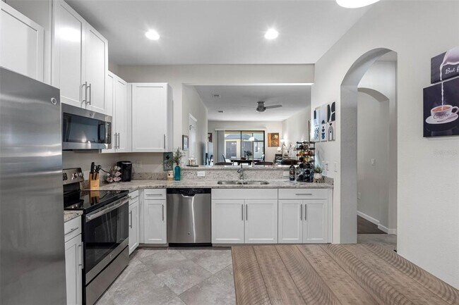 Building Photo - 5167 Bay Isle Cir