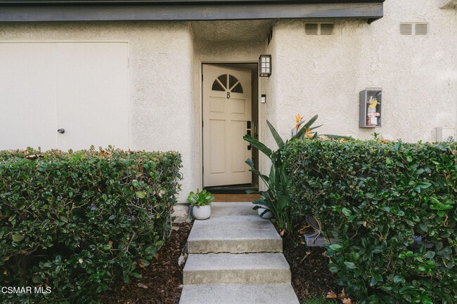 Building Photo - 5716 Skyview Way